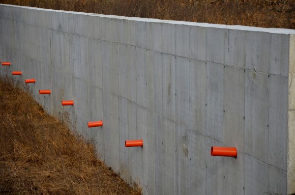 Cement Wall Pouring in Palm Springs