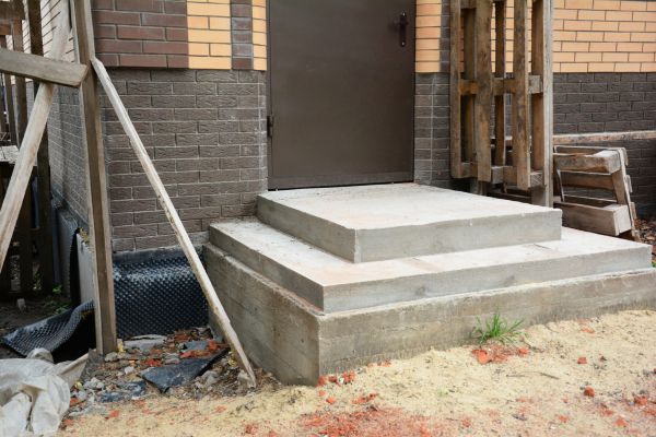 Cement Steps Construction in Palm Springs